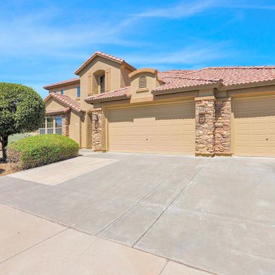 18372 W Ivy Ln, Surprise, AZ 85388