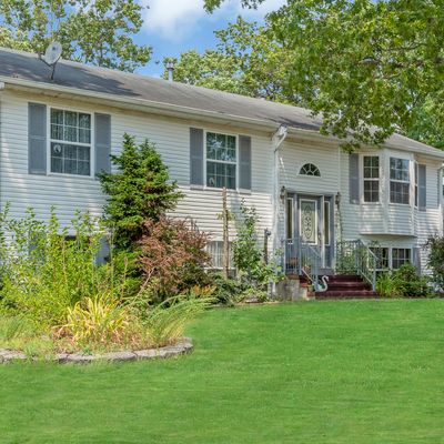 184 Neptune Dr, Manahawkin, NJ 08050