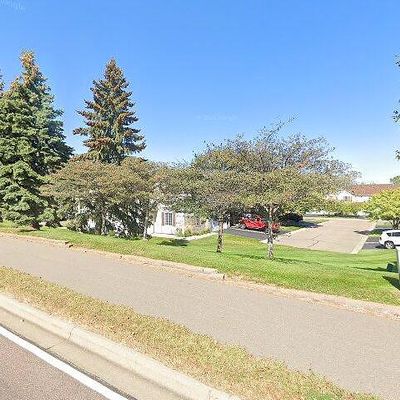 1860 Mockingbird Ave, Shakopee, MN 55379