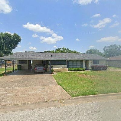 1903 Adams St, Liberty, TX 77575