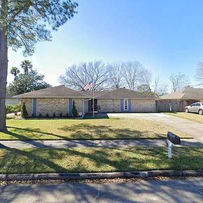 1904 Crooked Creek Ln, Pearland, TX 77581