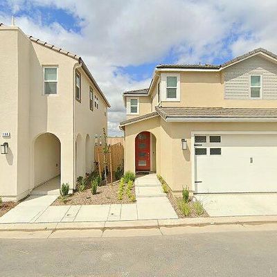 191 Reunion Way S, Madera, CA 93636