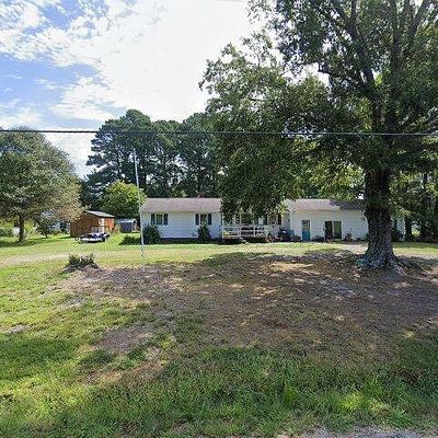 1644 Fitchetts Wharf Rd, Moon, VA 23119