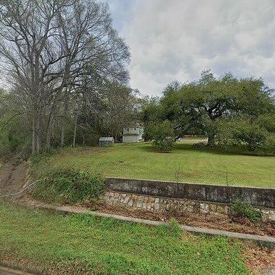 166 2nd St, Jasper, TX 75951