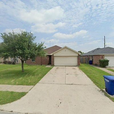 167 Horn Ct, Baytown, TX 77523