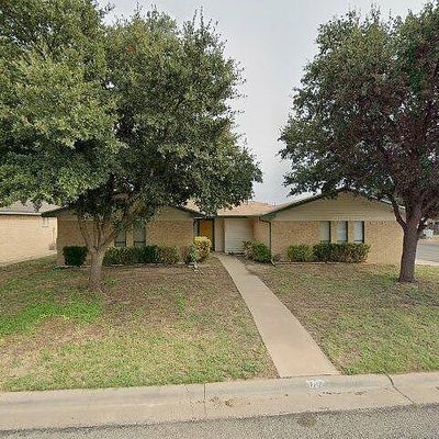 1702 Parkview Dr, San Angelo, TX 76904