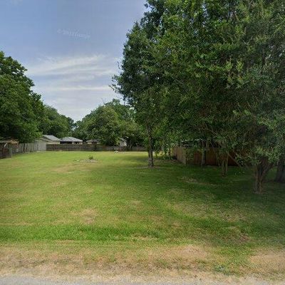 1708 W Lang St, Alvin, TX 77511