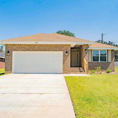 1716 Leigh Loop #15 D, Cantonment, FL 32533