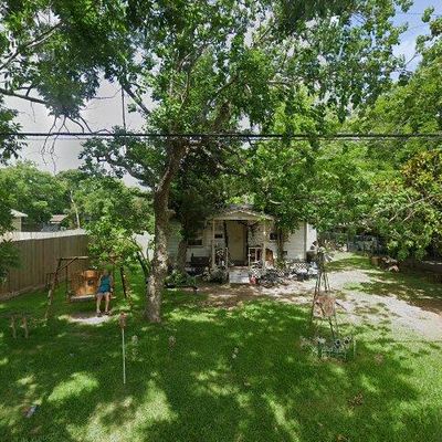 203 N 9 Th St, Alvin, TX 77511