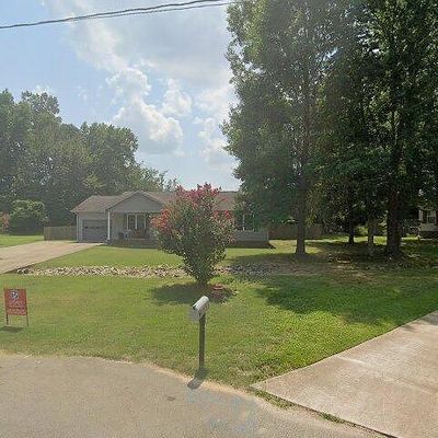 205 Colinwood Cv, Paris, TN 38242