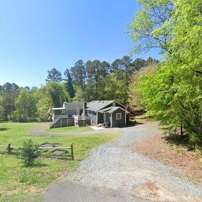 205 Horseshoe Dr, Mount Holly, NC 28120