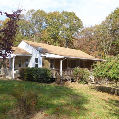 206 Mountain View Dr, Paw Paw, WV 25434