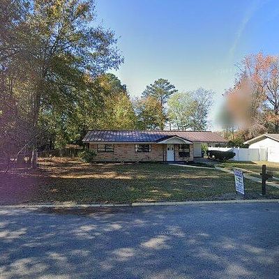 206 Nancy Ross Dr, Eufaula, AL 36027