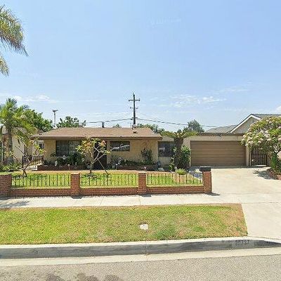 20737 Ibex Ave, Lakewood, CA 90715