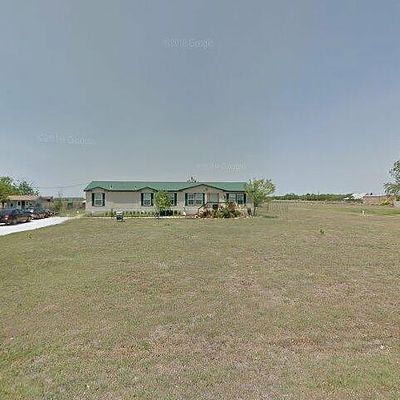 208 Windridge Dr, Niederwald, TX 78640