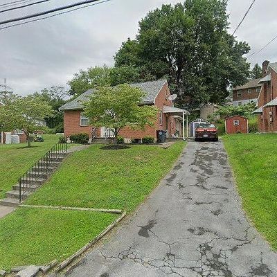 209 Park Ave, Steelton, PA 17113