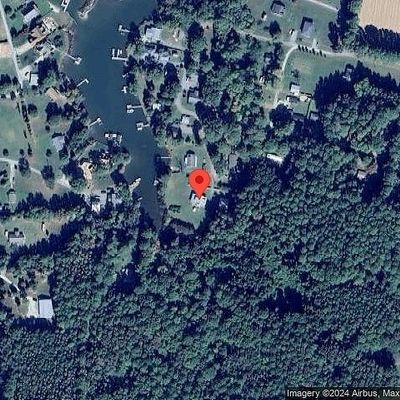 21 Kellum Ave, Deltaville, VA 23043