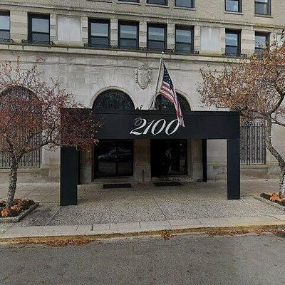 2100 N Lincoln Park W #4 Dn, Chicago, IL 60614