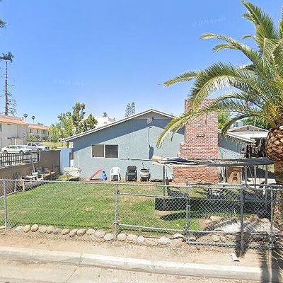 2102 Pacific St, Bakersfield, CA 93305