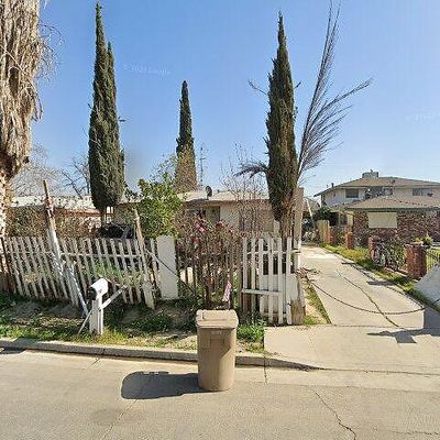 211 S Milham Dr, Bakersfield, CA 93307