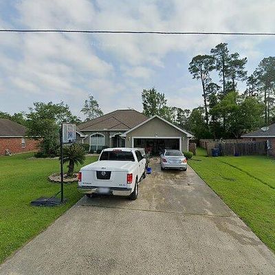 2120 Highland Dr, Gautier, MS 39553