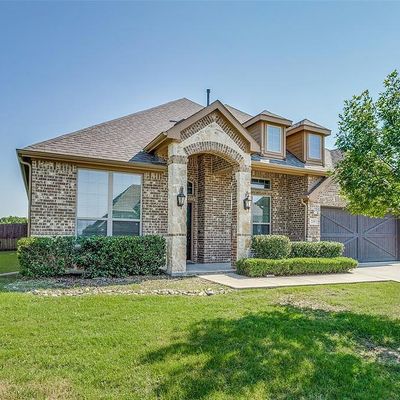 215 Champion Dr, Wylie, TX 75098