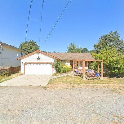 215 James St S, Roy, WA 98580