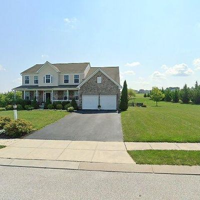 2178 Reservoir Heights Dr, Hanover, PA 17331