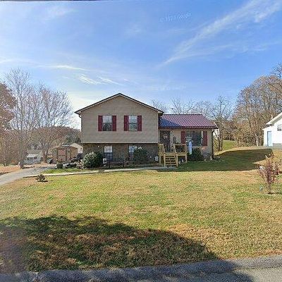 219 Ridgeview Dr, Johnson City, TN 37615