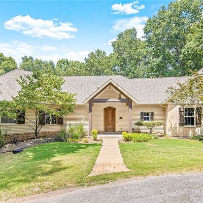 2 Binham Cir, Bella Vista, AR 72715