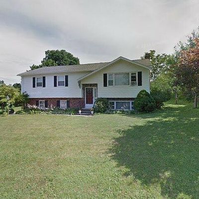 2 Francis Rd, Danbury, CT 06810