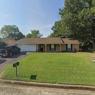 200 Lawndale St, Hallsville, TX 75650