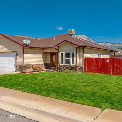 200 Van Horn Ln, Parachute, CO 81635