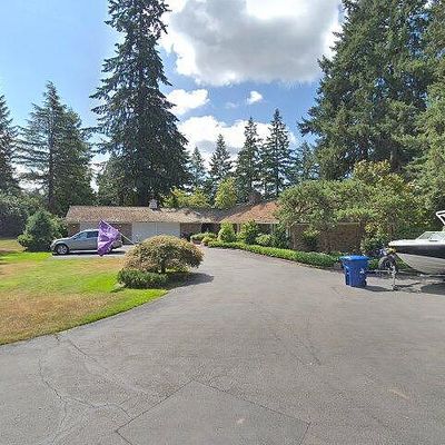 2003 102 Nd Pl Se, Bellevue, WA 98004