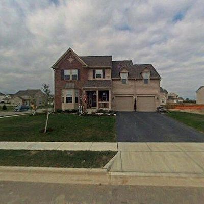 203 Balsam Dr, Pickerington, OH 43147