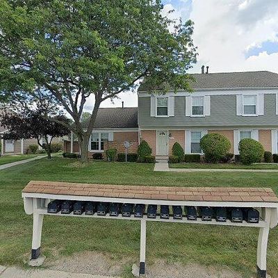 23646 Stonehenge Blvd, Novi, MI 48375