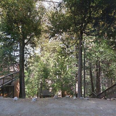 23884 Scenic Dr, Crestline, CA 92325