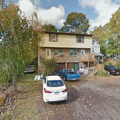 24 Quinlan Ave, Meriden, CT 06451