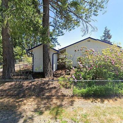 240 E Orchard Beach Dr, Grapeview, WA 98546