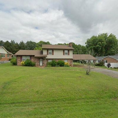 247 Mendenhall Dr, Winston Salem, NC 27127