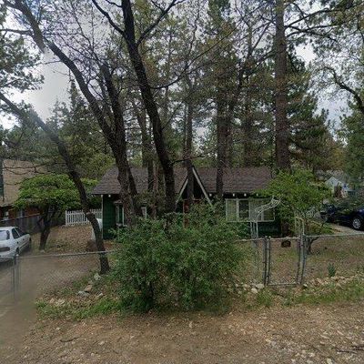 247 Victoria Ln, Sugarloaf, CA 92386