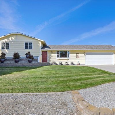 24921 E Rosewood Ave, Newman Lake, WA 99025