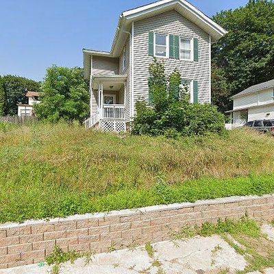 25 Pleasant St, Ansonia, CT 06401