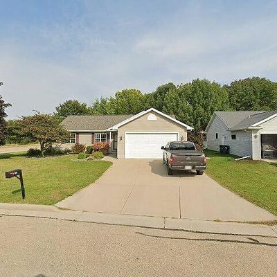 2500 Bishops Ln, Neenah, WI 54956