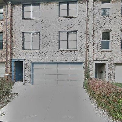 251 Stone Manor Cir, Batavia, IL 60510