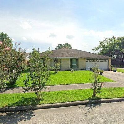 2515 Plymouth Rock Ct, Webster, TX 77598