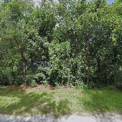 2571 Crescent Dr, Mount Dora, FL 32757