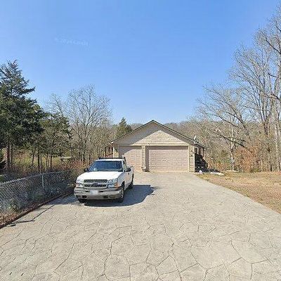 221 Channel Dr, Loudon, TN 37774