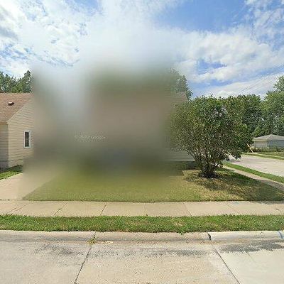 22175 David Ave, Eastpointe, MI 48021