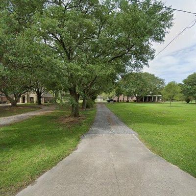 22241 Sutter Rd, Zachary, LA 70791